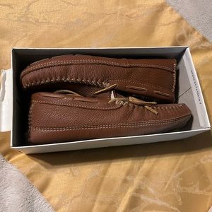 Minnetonka moose hide sheepskin wool moccasins